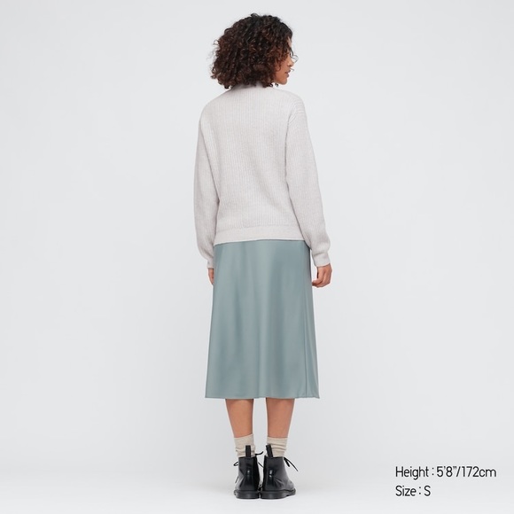 Uniqlo soufflé yarn mock neck sweater - Picture 4 of 12